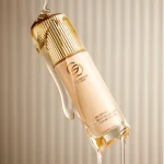 کرم‌ پودر تقویت‌کننده سرم ضدپیری Giordani Gold